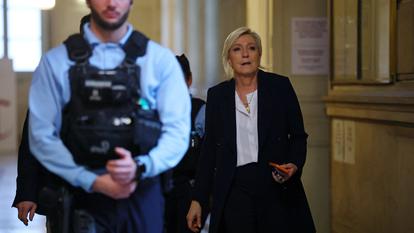 Marine Le Pen, au palais de justice de Paris, ce mercredi.