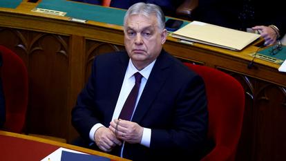 « L’Ukraine cherche à renverser le gouvernement et à installer un gouverneur soutenu par Kiev », a affirmé le dirigeant hongrois.