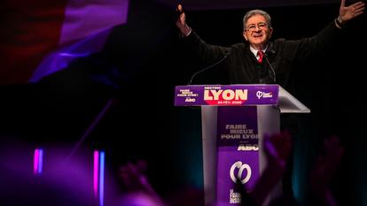 Jean-Luc Mélenchon lors d’un meeting à Lyon, dans le cadre des élections municipales, le 26 février.