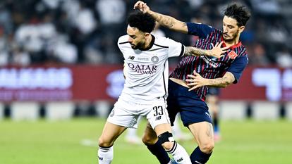 Claudio Luiz Leonel d’Al-Sadd (à gauche) face à Luis Alberto d’Al-Duhail.