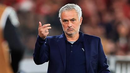 José Mourinho, entraîneur portugais de Benfica.