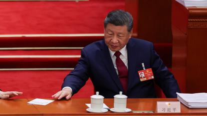 Le président chinois Xi Jinping lors de la séance d’ouverture du Congrès national du peuple (CNP) au Grand Hall du peuple à Pékin, le 5 mars 2026.