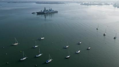 Le HMS Dragon, un destroyer de défense anti-aérienne de la Royal Navy, amarré à la base navale de Portsmouth, sur la côte sud de l’Angleterre, le 4 mars.