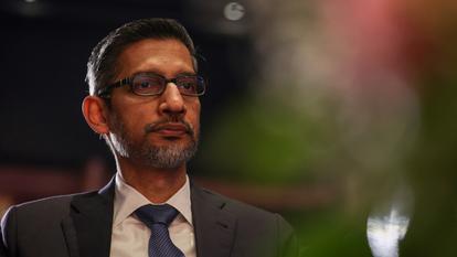 Le PDG de Google et d’Alphabet, Sundar Pichai, au Sommet sur l’impact de l’IA, à New Delhi, le 20 février 2026.