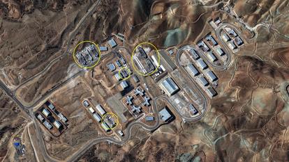 La base de missiles de Garmdarreh, à l’ouest de Téhéran, après les bombardements israélo-américains, le 4 mars 2026.