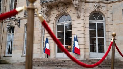 Le premier ministre a convié les représentants des partis politiques, mercredi à Matignon.