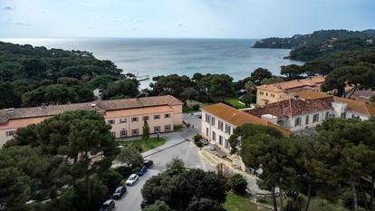 Une situation idéale pour l’hôpital Renée Sabran, au bout de la presqu’île de Giens (Var).