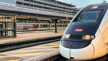 Cette panne informatique touche aussi bien les TGV que les TER.