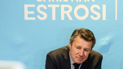 Christian Estrosi lors d'une conférence de presse sur l'affaire de la tête de porc, mars 2026