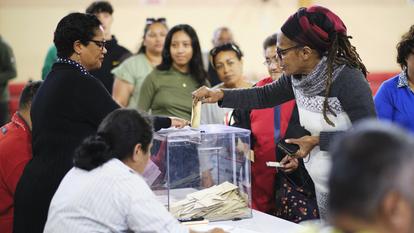 Les derniers bureaux de vote fermeront à 20 heures locales (lundi 7 heures à Paris) à Bora Bora et Faa’a, deux communes de Polynésie française.