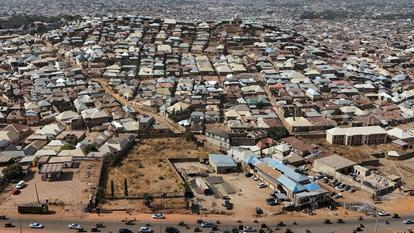 Une vue par drone de Jos, État du Plateau, nord central du Nigeria, 5 mars 2026.