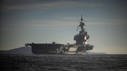 Le porte-avions Charles de Gaulle, ici en novembre 2024.