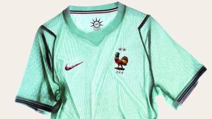 Le second maillot des Bleus pour la Coupe du monde.