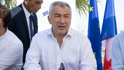 Joseph Segura, 64 ans, est réélu pour un troisième mandat de maire à Saint-Laurent-du-Var avec 50,69% des voix.