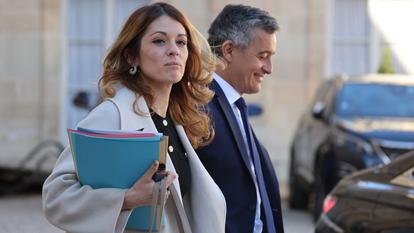La porte-parole du gouvernement, Maud Bregeon, et le ministre de la Justice, Gérald Darmanin.