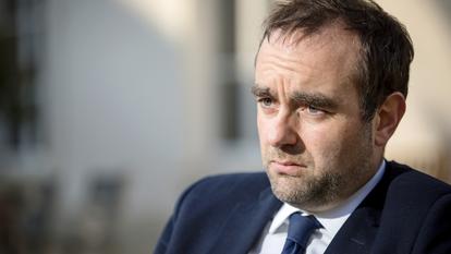 Depuis son arrivée à Matignon, Sébastien Lecornu évite soigneusement toute intervention médiatique.