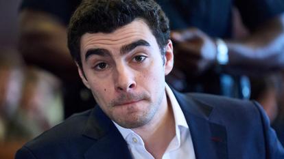 Luigi Mangione apparaît au tribunal suprême de Manhattan pour une audience de suppression le 18 décembre 2025.