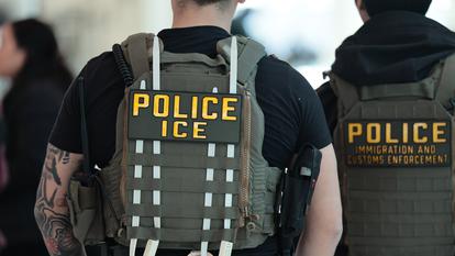 Le nombre d’immigrés emprisonnés par ses agents a atteint les 70 000 en début d’année, une hausse de 70 % par rapport à décembre 2024.