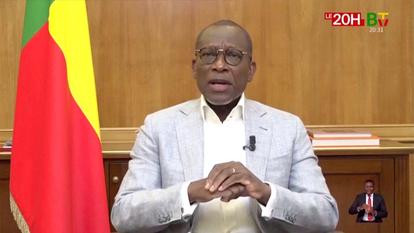 Le président du Bénin, Patrice Talon, s’adresse à la nation sur le diffuseur public après une tentative de coup d’État, à Cotonou, Bénin, le 7 décembre 2025.