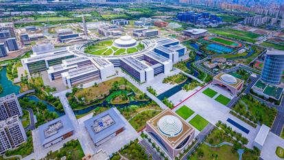 Un complexe universitaire dans la ville de Hangzhou, à la pointe du développement de l’IA en Chine.
