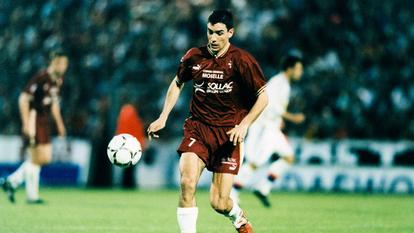 Robert Pirès sous les couleurs messines lors de ses débuts.