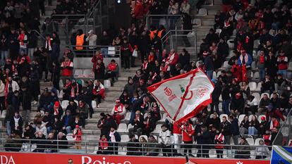 Les Rémois, désormais cinquièmes de Ligue 2 alors qu’ils jouaient en Ligue 1 jusqu’en 2025 et qui visent la remontée en fin de saison.