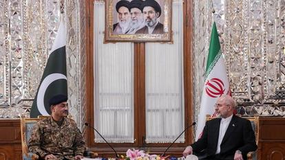 Le président du Parlement iranien, Mohammad Bagher Ghalibaf, rencontre le chef de l’armée pakistanaise, Asim Munir, à Téhéran, en Iran, le 16 avril 2026.
