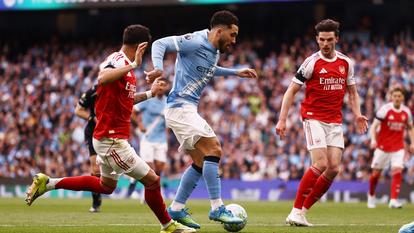 Rayan Cherki a inscrit un but magnifique face à Arsenal ce dimanche.