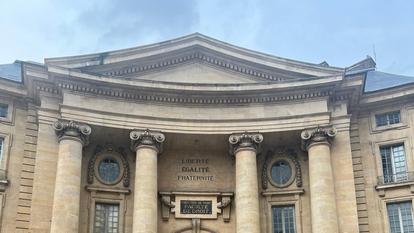 La Sorbonne est le seul établissement français à figurer dans le top 50 des meilleures universités mondiales en droit.
