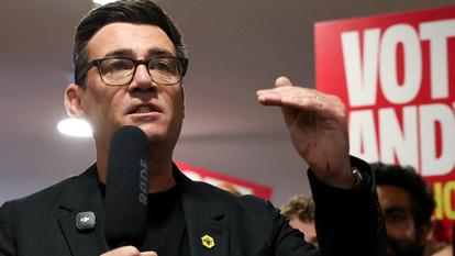 Le maire du Grand Manchester et candidat travailliste, Andy Burnham à Wigan, en Grande-Bretagne, le 13 juin 2026.