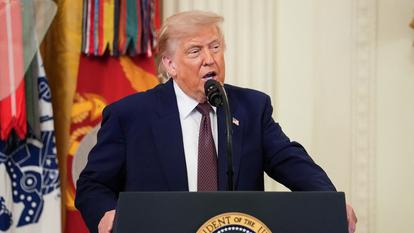 Le président américain Donald Trump s’exprime lors d’une cérémonie de la Médaille d’honneur à la Maison Blanche à Washington, D.C., États-Unis, le 18 juin 2026.