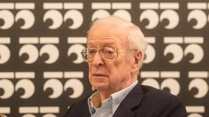 Selon Michael Caine « il ne s’agit pas de remplacer nos voix, mais de les amplifier ».
