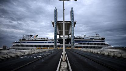 Inauguré en 2013, le pont Chaban-Delmas est devenu un des emblèmes du port de la Lune.