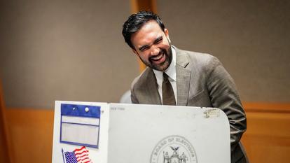 «Si Mamdani ne peut envisager d’accéder à la présidence des États-Unis, un candidat de son cru pourrait s’imposer d’ici les prochaines élections présidentielles».