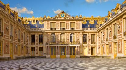 Du 21 au 26 juin inclus, le château de Versailles, ses jardins et la salle du Jeu de Paume ferment exceptionnellement à 16h30, avec un dernier accès à 15h.