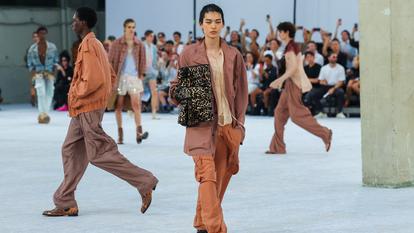 La collection été 2027 de Dries Van Noten