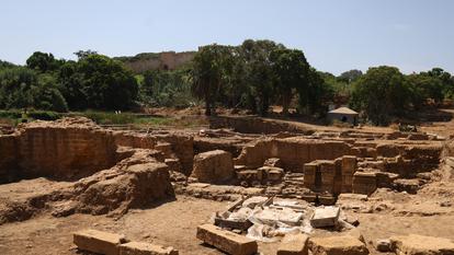 Au pied de la nécropole de Chellah a été mis au jour l’un des plus vastes ensembles thermaux du Maroc.