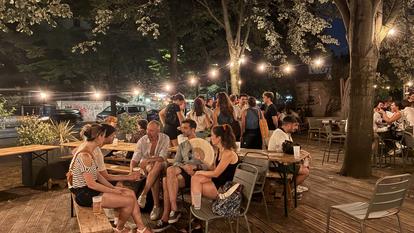 Le bar Chez Mylène dans le 4e arrondissement de Paris.