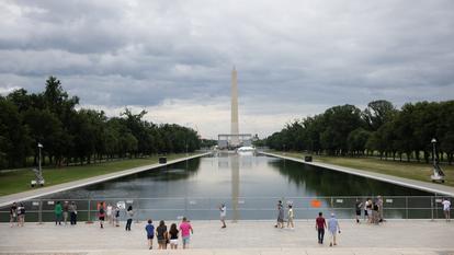 Le miroir d’eau, face au Washington Monument.