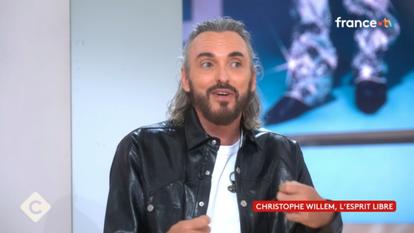 Christophe Willem dans «C à vous» sur France 5.