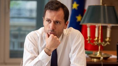 Mathieu Lefèvre, dans son bureau au ministère de la Transition écologique, mardi 30 juin 2026.