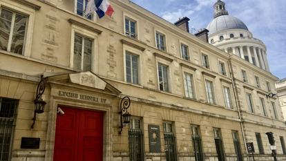 Chaque année, environ 60% des élèves de terminale générale du lycée Henri-IV obtiennent une mention très bien au bac.