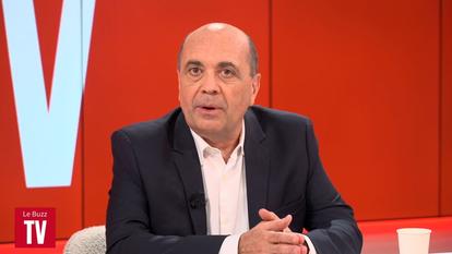 Hervé Beroud sur le plateau du «Buzz TV»