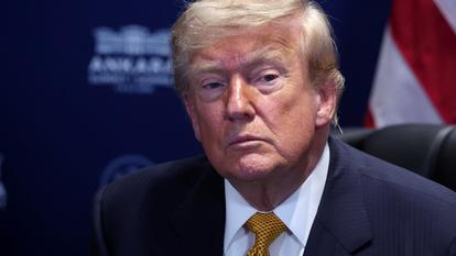 Le président américain Donald Trump lors d’une réunion avec le secrétaire général de l’OTAN Mark Rutte en marge du sommet de l’OTAN à Ankara, en Turquie, le 08 juillet 2026.