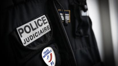 Jéremie C. a été déféré dès le lendemain de son interpellation, avant d’être convoqué à comparaître ultérieurement devant un juge d’instruction.