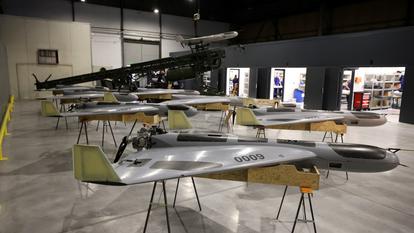 L’IA s’invite de plus en plus dans l’armement, notamment dans le pilotage des drones.