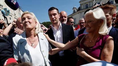 Marine Le Pen et Jordan Bardella à La Flèche (Sarthe), le 8 juillet 2026.