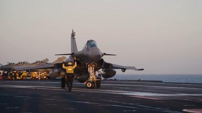 Documentaire «24h à bord du Charles de Gaulle» diffusé sur Le Figaro TV