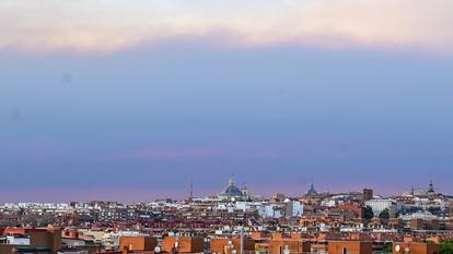 La fumée des feux de forêt traverse Madrid, le 23 juillet 2026.
