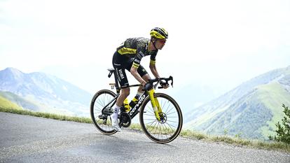 Sepp Kuss a chuté à deux reprises dans cette 20e étape du Tour de France.